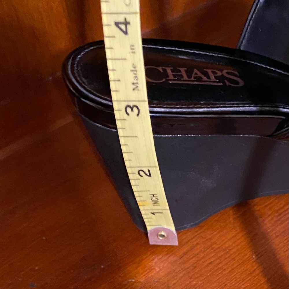 Chaps two strap Rhoda wedge heels. Size 7.5 medium - Picture 12 of 15